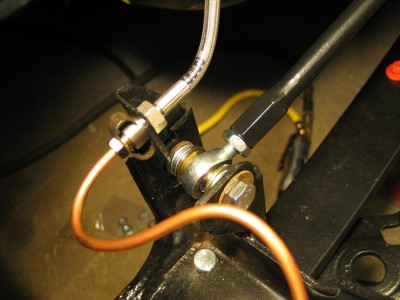 Rose joint rear radius