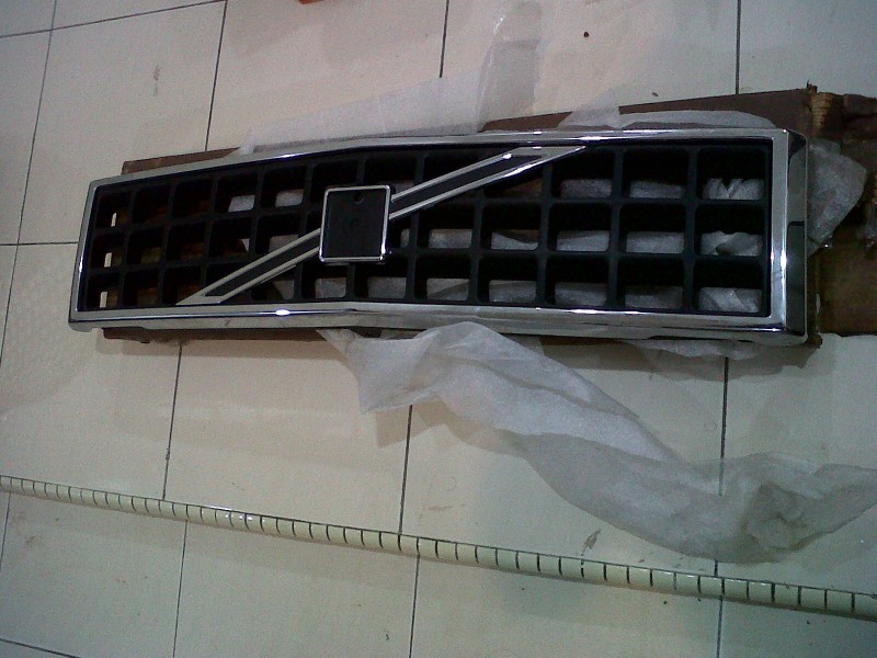 MKII Front Grill without volvo badge.