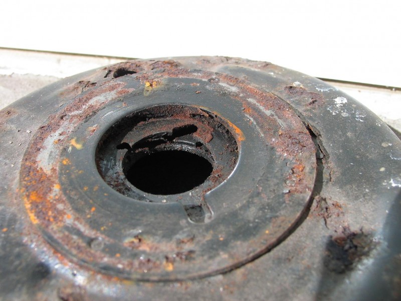 IMG_3487s.JPG (168.71 KiB) Viewed 11819 times Top spring cap