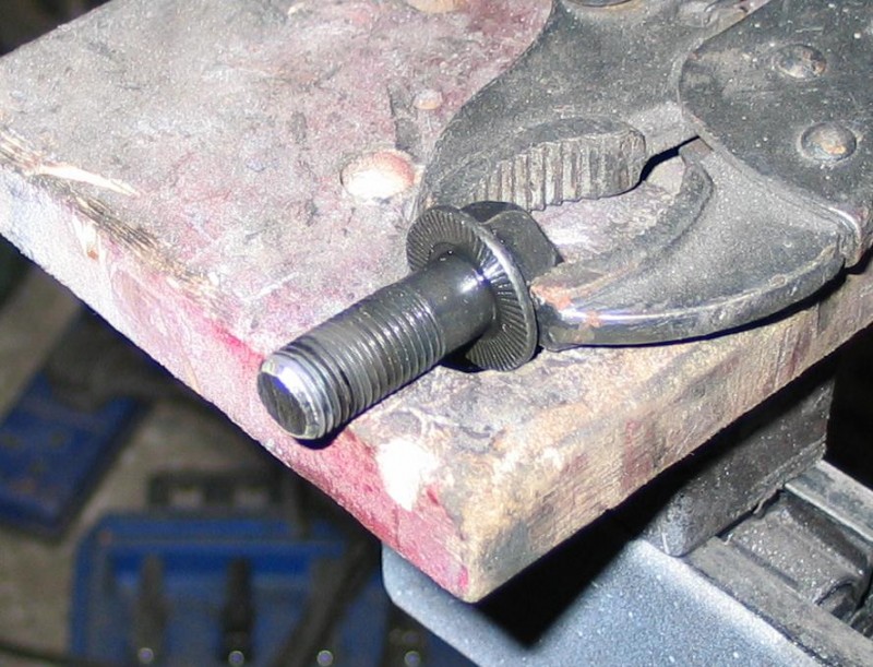 Finished bolt.JPG (111.69 KiB) Viewed 14063 times trimmed and bavelled with small grinder