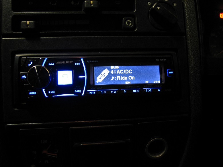 Treated her to a new mechless headunit